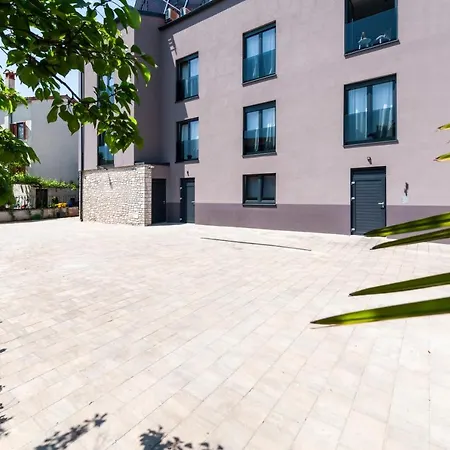 Arion Bed & Breakfast 4*