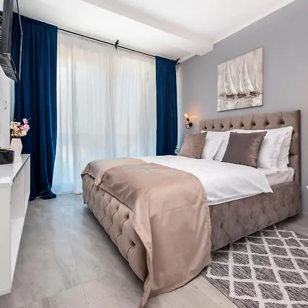 B&B Arion